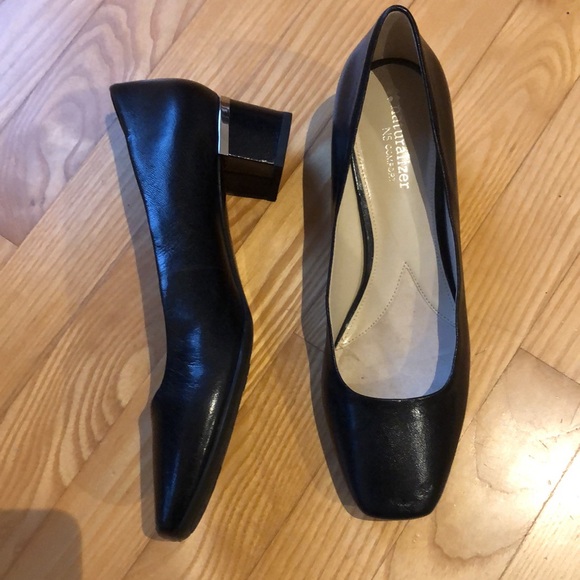 Naturalizer black leather pumps - Picture 2 of 9